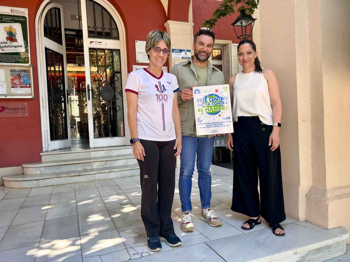 Carrera contra el Hambre placa centro embajador 1